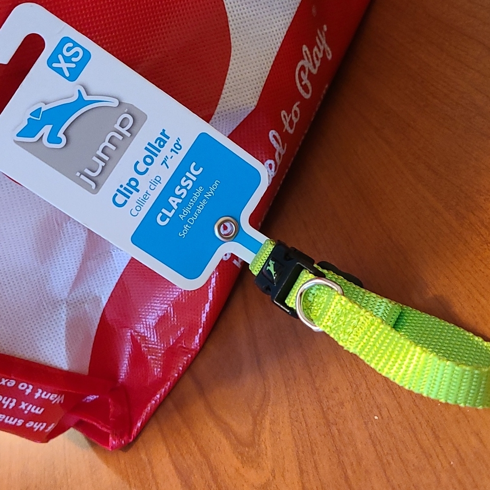 Dog collar. Green. Nylon